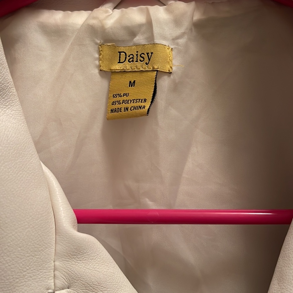 White leather jacket - Picture 3 of 8